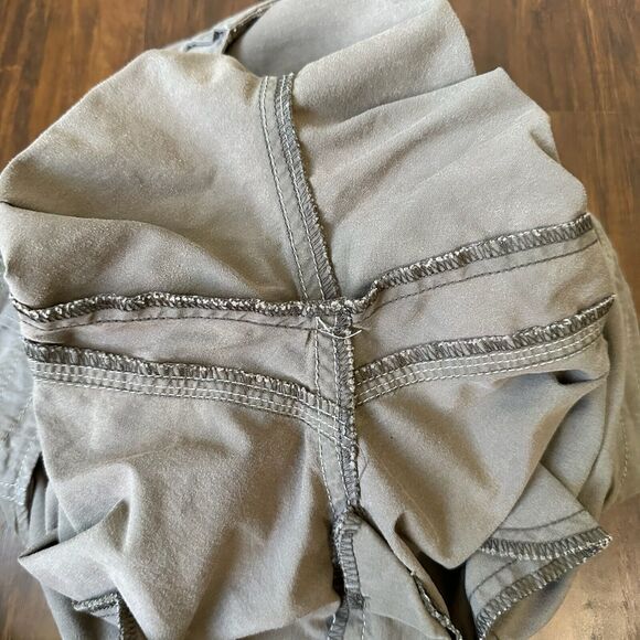 KUHL Womens Cargo Outdoor Shorts Utility Stretch in Brown - Picture 7 of 11